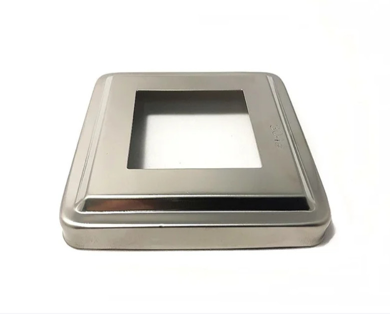 Декоративная крышка Inoxstore "Эконом" 83х83х0,5 мм под трубу 40х40 мм, полированная, AISI 304