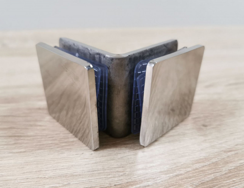 Соединитель стекла Inoxstore 45х90х4 мм на 90°, угловой, сатинированный, AISI 304