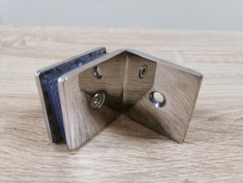 Крепление стекло-стена Inoxstore 45х90х4 мм на 90°, сатинированный, AISI 304