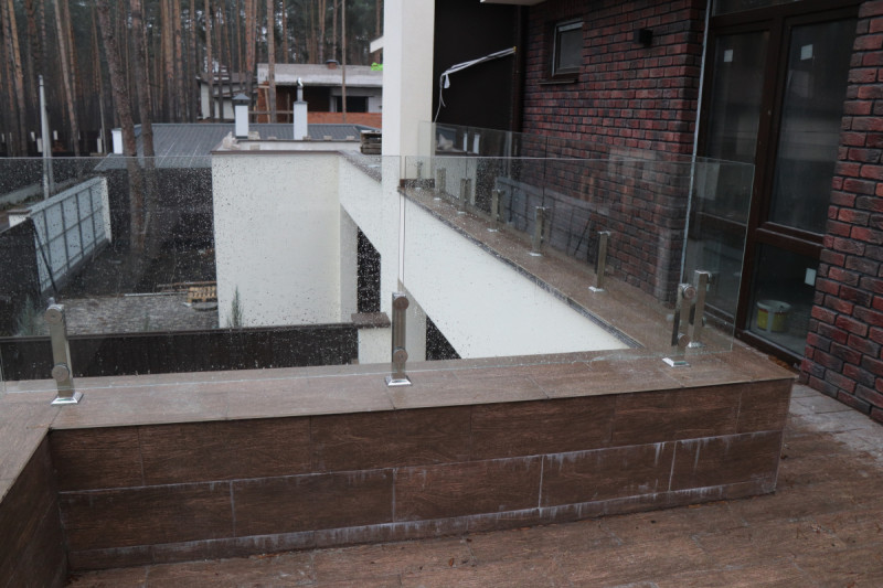 Стеклодержатель Inoxstore напольный с точечным креплением, 40х40х400 мм, рутель Ø 50 мм, полированный, AISI 304