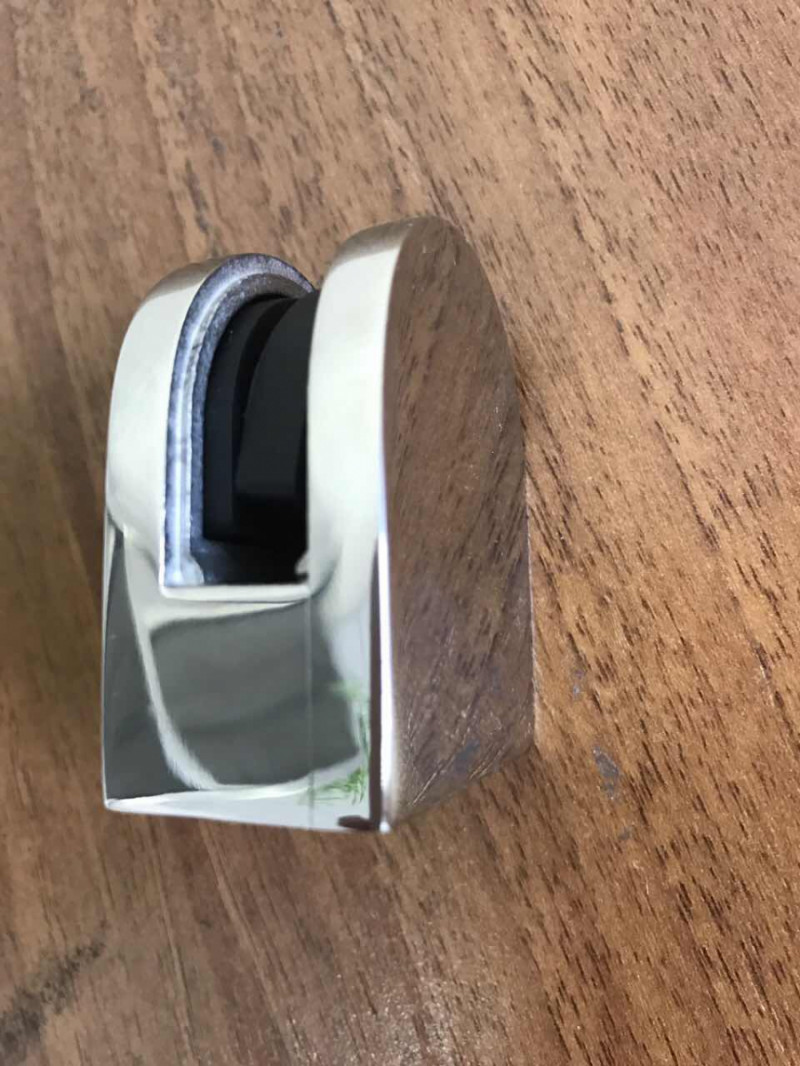 Стеклодержатель Inoxstore литой полукруглый 40х50х25 мм / Ø 0мм, под стекло 10 мм, полированный, AISI 304