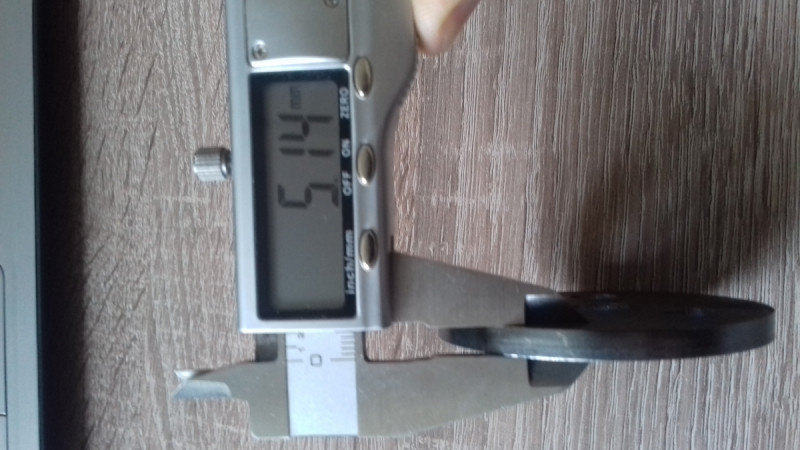 Фланец Inoxstore Ø 65 мм  под стойку  Ø32 мм (черный металл) (5 мм)