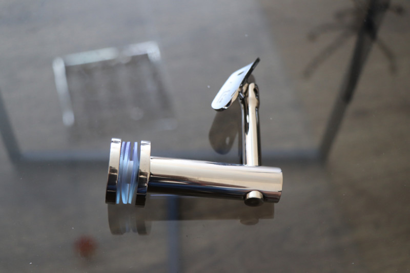 Держатель поручня Inoxstore на стекло, регулируемый по высоте, ложемент-шарнир под Ø 42,4 мм/50,8 мм, полированный,  AISI 304