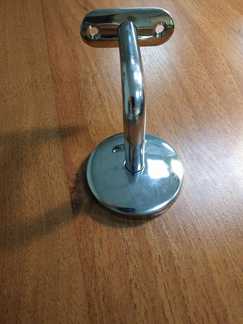 Держатель поручня Inoxstore с крышкой Ø 64х12 мм, ложемент под Ø 42,4 мм/50,8 мм, полированный, AISI 304