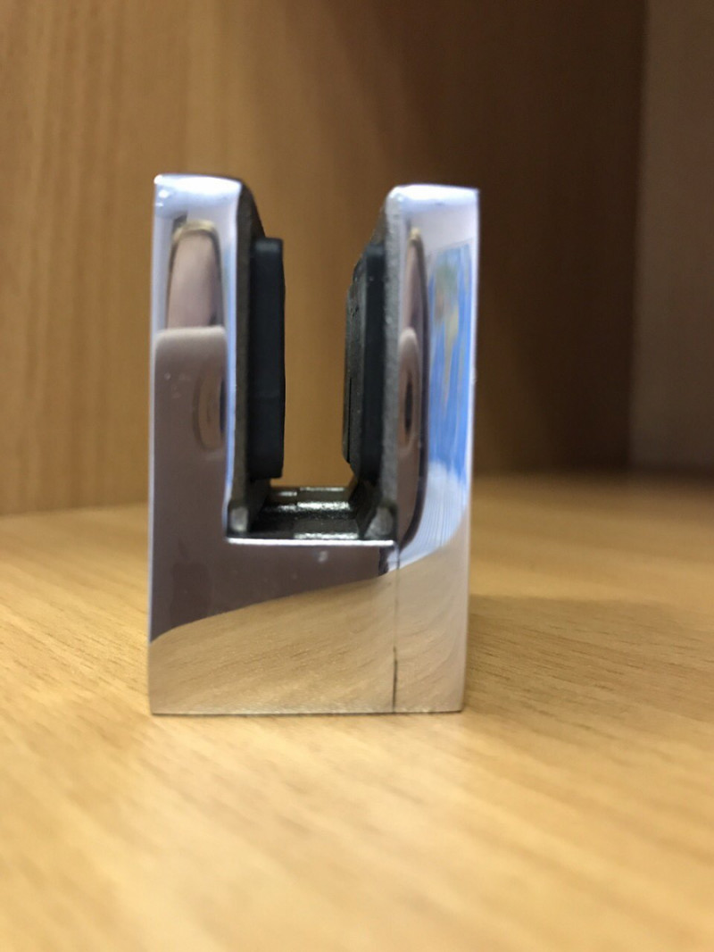 Стеклодержатель Inoxstore литой квадратный 45х45х27 мм / Ø 0 мм, под стекло 6 мм, полированный, AISI 304