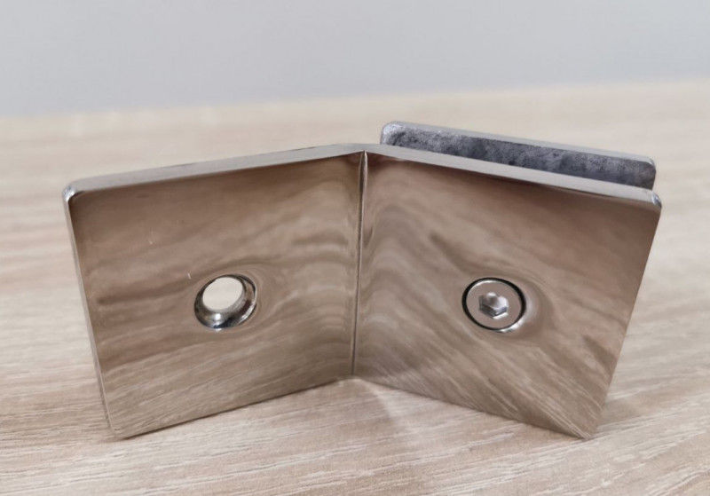 Крепление стекло-стена Inoxstore 45х90х4 мм на 135°, полированный, AISI 304