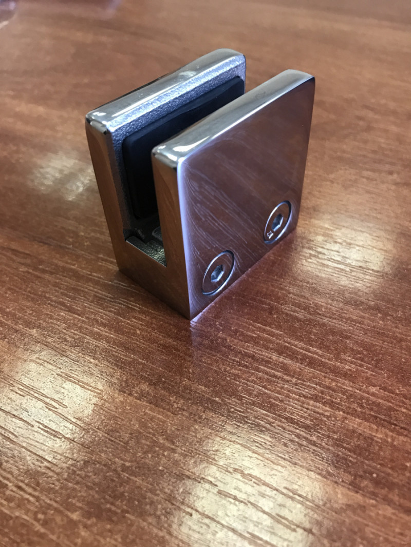 Стеклодержатель Inoxstore литой квадратный 45х45х27 мм / Ø 0 мм, под стекло 8 мм, полированный, AISI 304