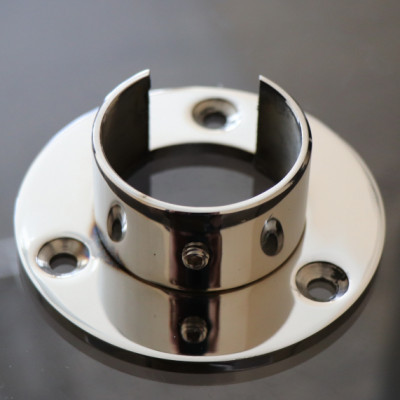 Фланец с пазом под трубу Inoxstore Ø42,4 мм с пазом 24х24 мм, полированный, литой, AISI 304