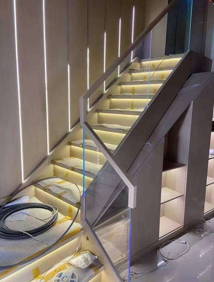 Поручень  ПВХ на стекло 12 мм, цвет "Бордо"