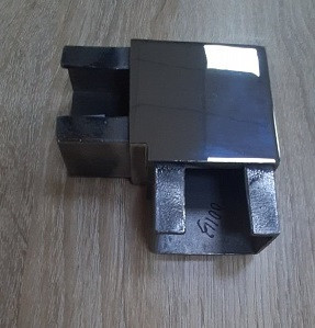 Отвод для поручня Inoxstore с пазом 50х25 мм - 90°, паз 15х15 мм, полированный, AISI 304