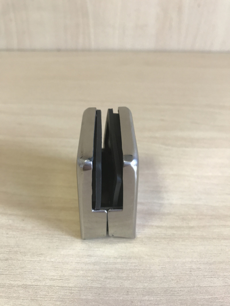 Стеклодержатель Inoxstore штампованный квадратный 45х45х25 мм / Ø 38,1 мм, под стекло 8 мм, полированный, AISI 304