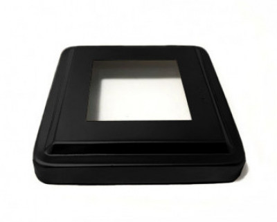 Декоративная крышка Inoxstore "Эконом" 83х83х0,5 мм под трубу 40х40 мм, AISI 304, матовый RAL 9005