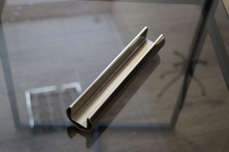 Поручень на стекло  42,4 мм с пазом 24х24 мм, САТИН, AISI 304