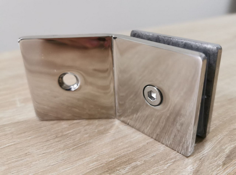 Крепление стекло-стена Inoxstore 45х90х4 мм на 135°, полированный, AISI 304