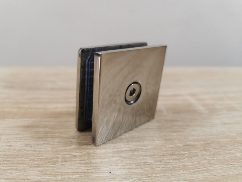 Стеклодержатель Inoxstore 45х45х4 мм, полированный, AISI 304